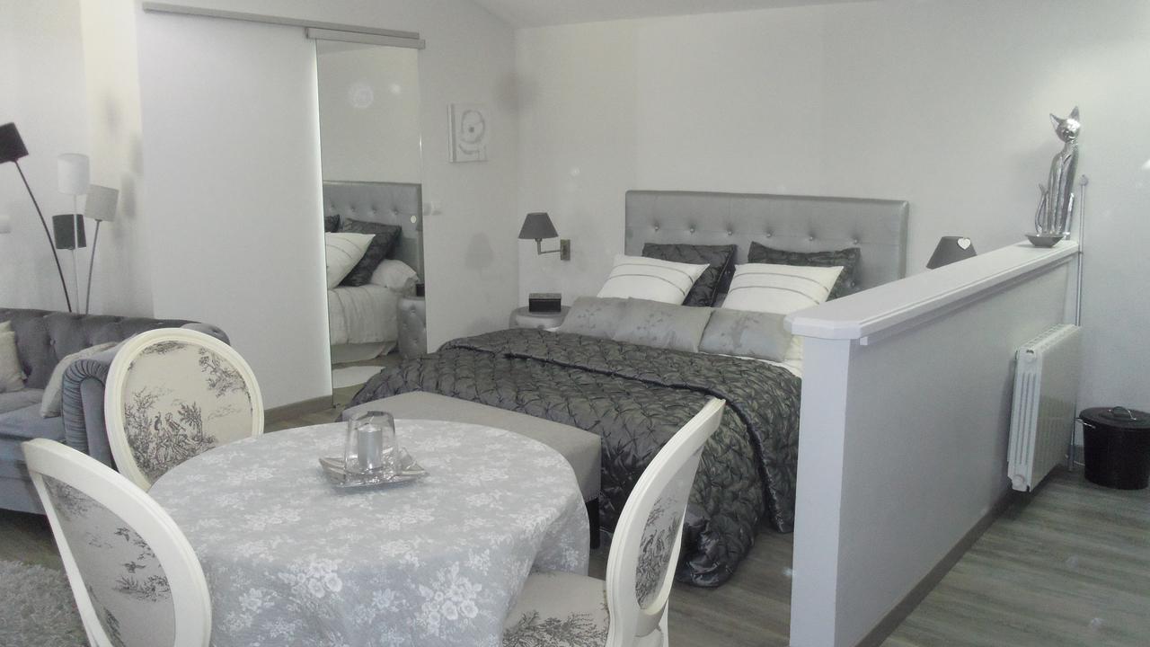 Mas De L'Air - Maison De Charme Bed & Breakfast Noves Екстериор снимка