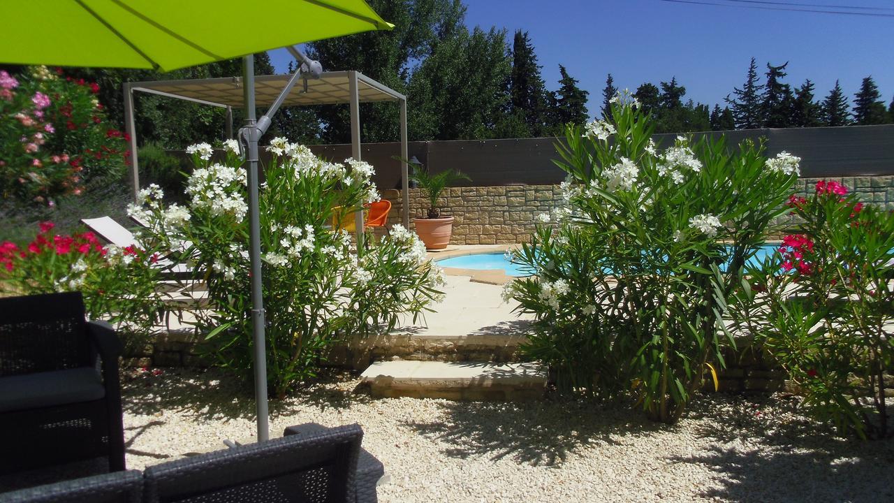 Mas De L'Air - Maison De Charme Bed & Breakfast Noves Екстериор снимка